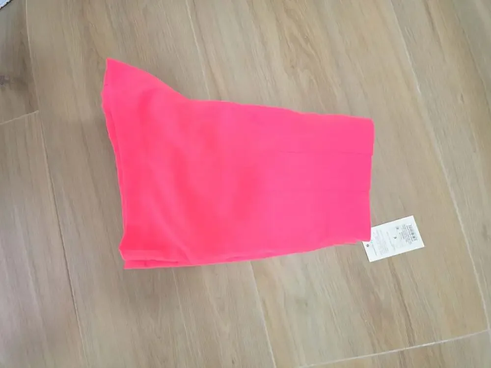 A New Day Women Neon Pink Midi Shorts Size 6